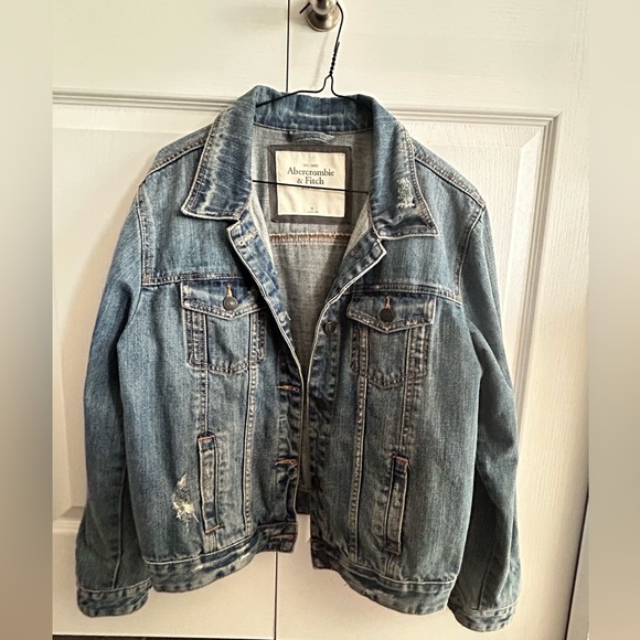 Abercrombie & Fitch -Blue Denim Jacket size M (women) - Picture 6 of 10
